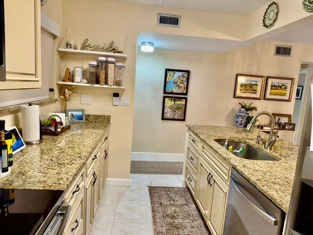 Kitchen 3