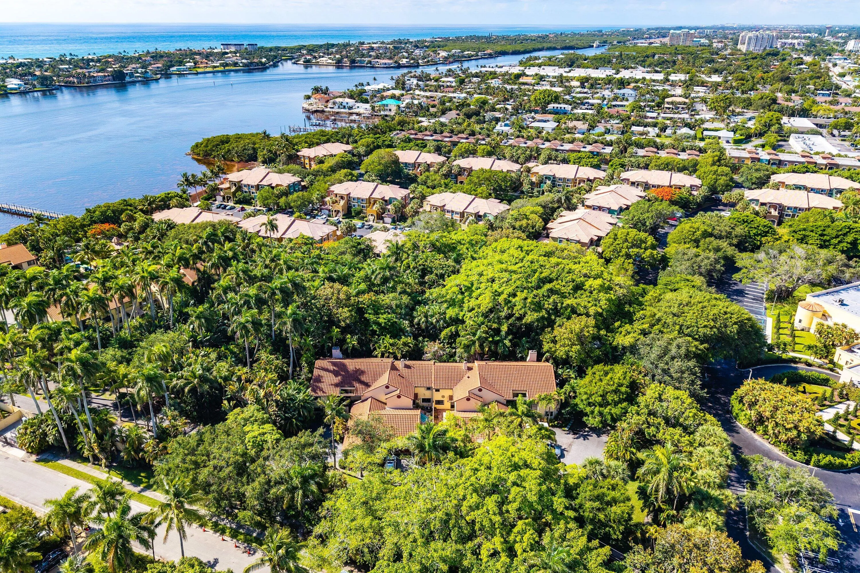 039-16VíaLago-BoyntonBeach-FL-33435-SMAL