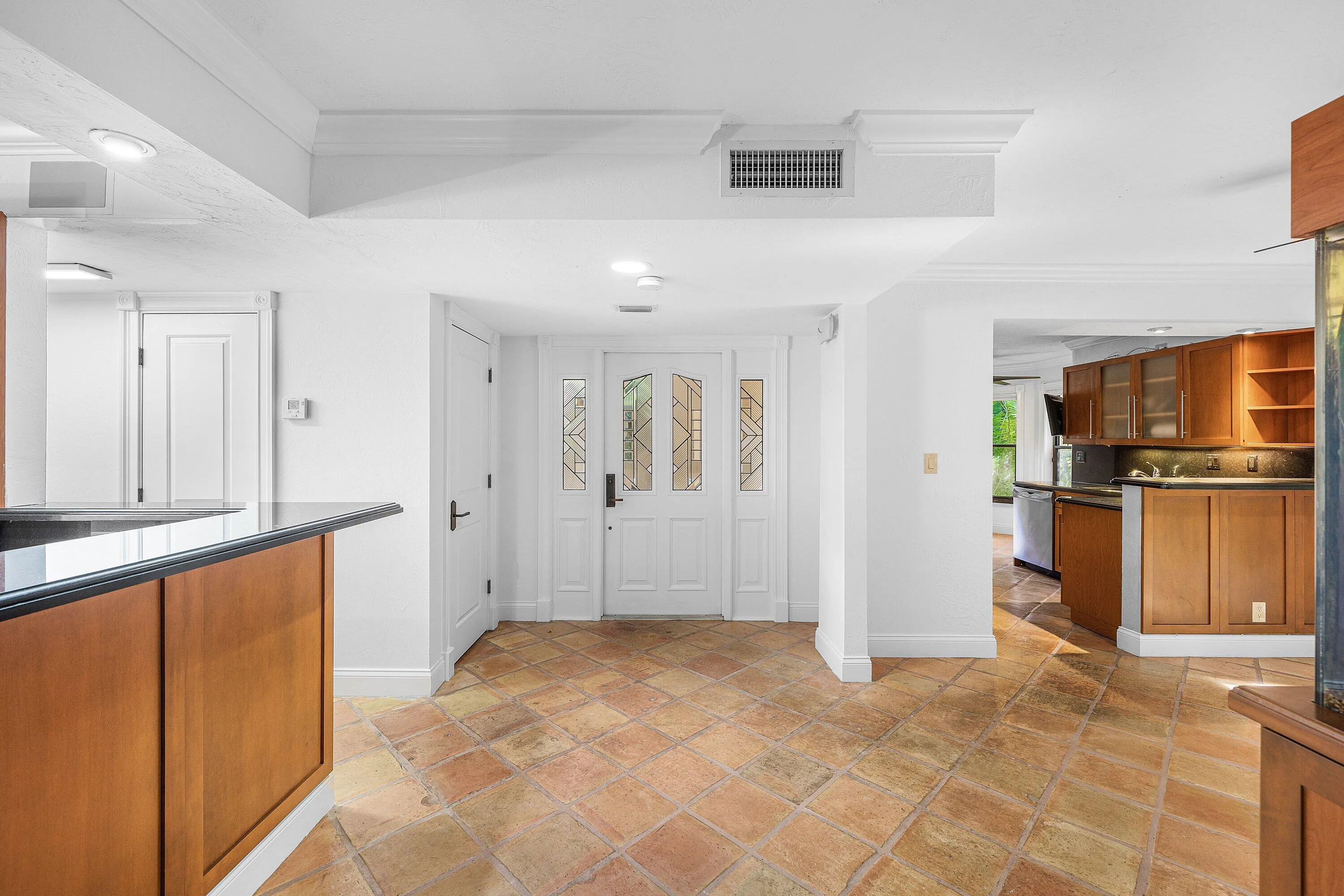005-16VíaLago-BoyntonBeach-FL-33435-SMAL