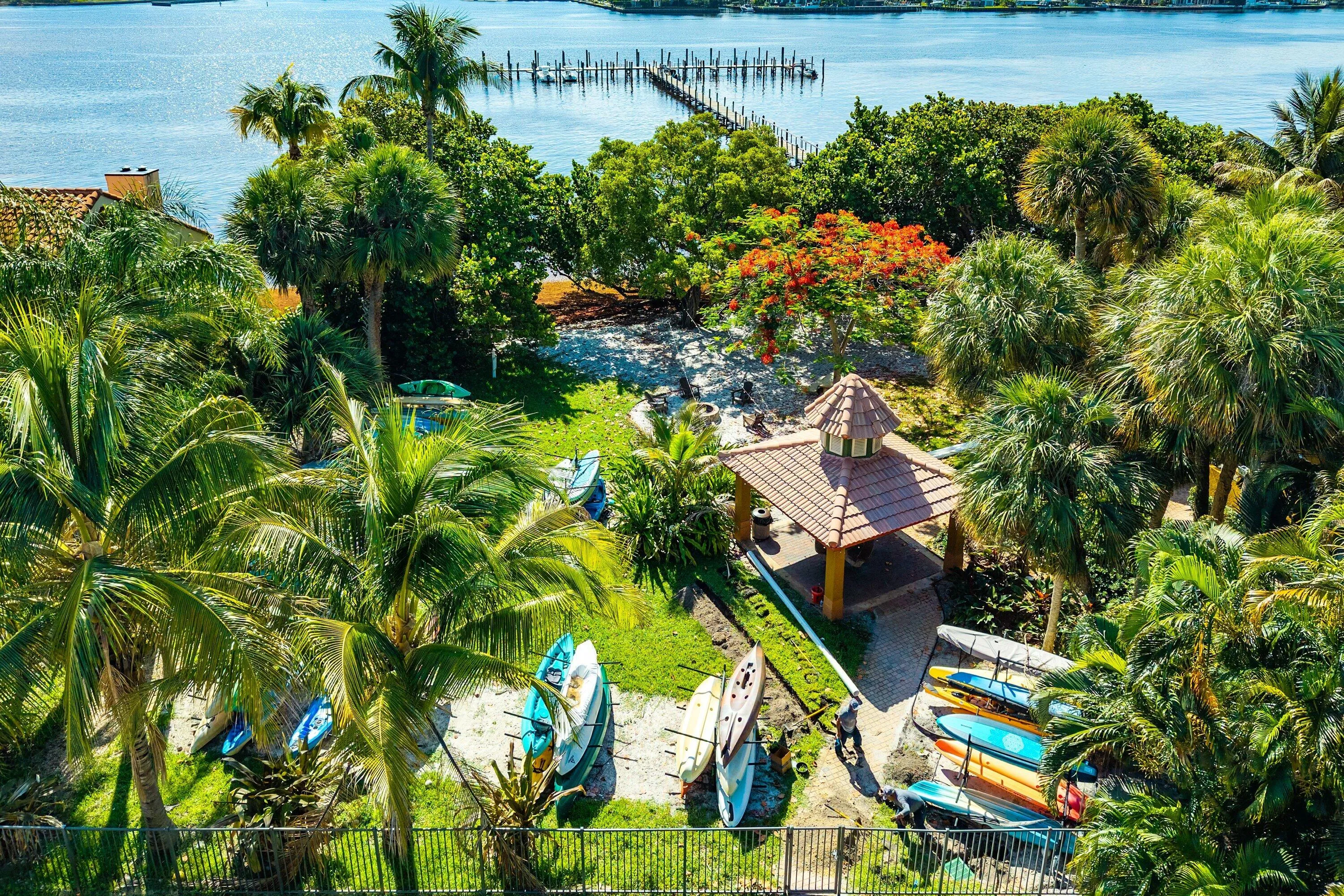 050-16VíaLago-BoyntonBeach-FL-33435-SMAL