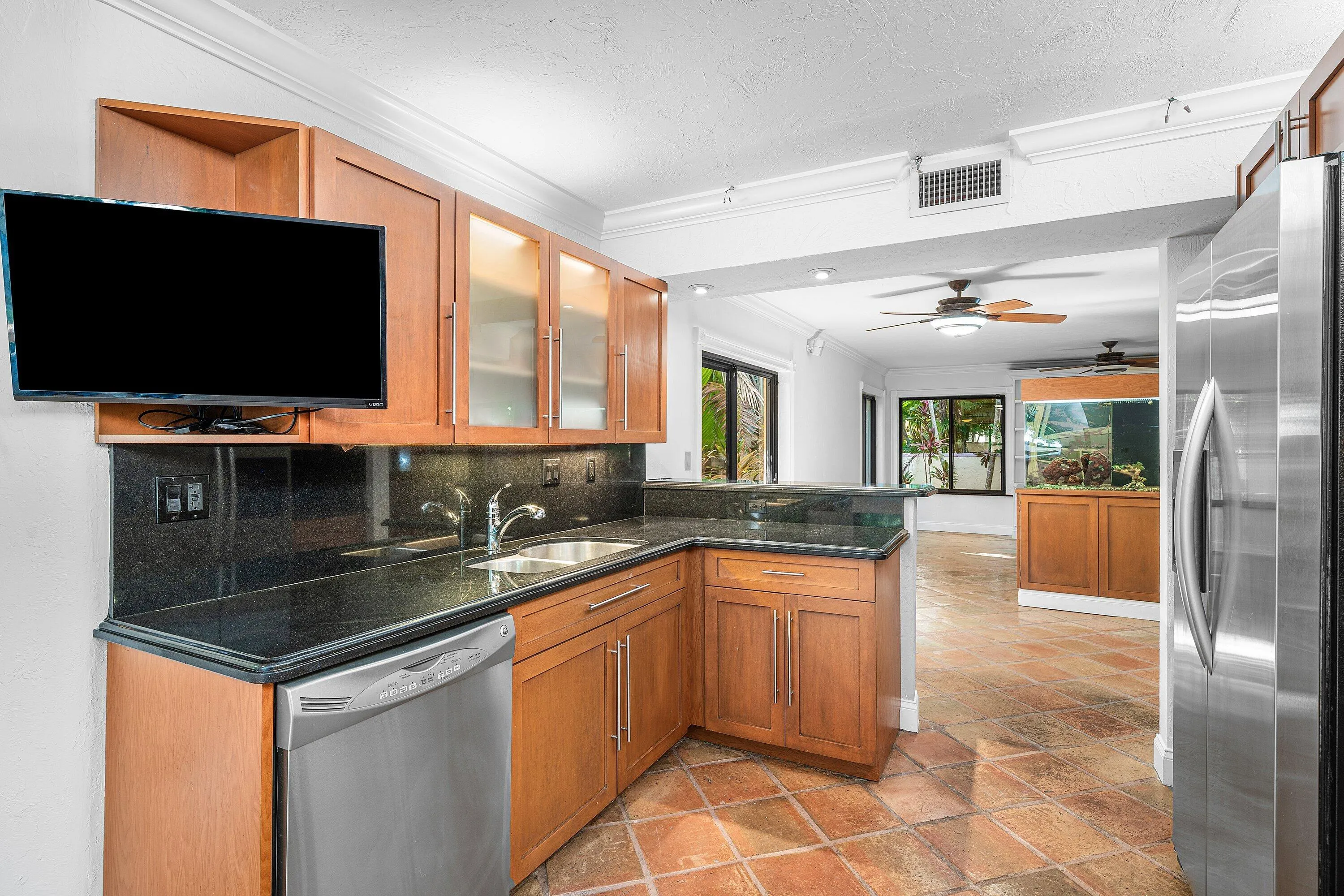 019-16VíaLago-BoyntonBeach-FL-33435-SMAL