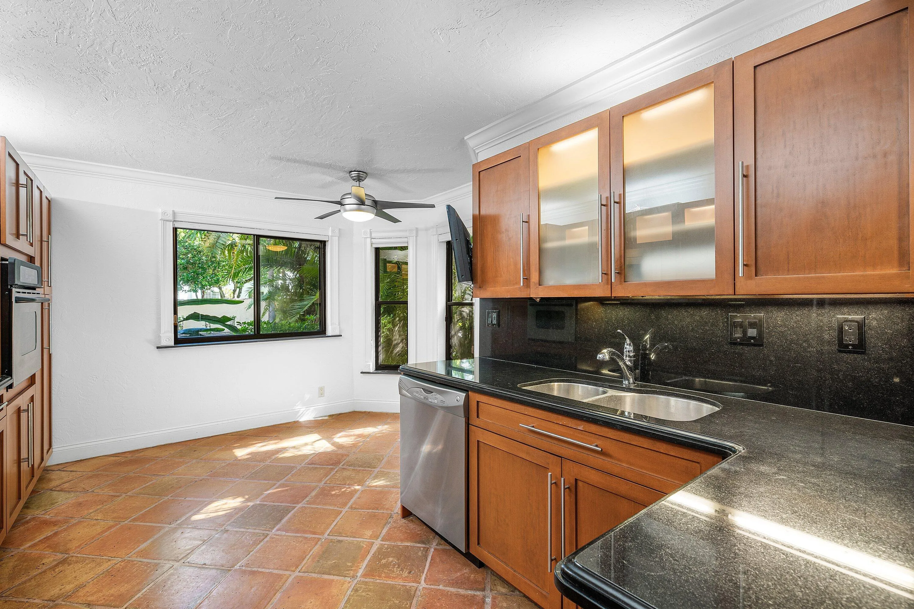 015-16VíaLago-BoyntonBeach-FL-33435-SMAL