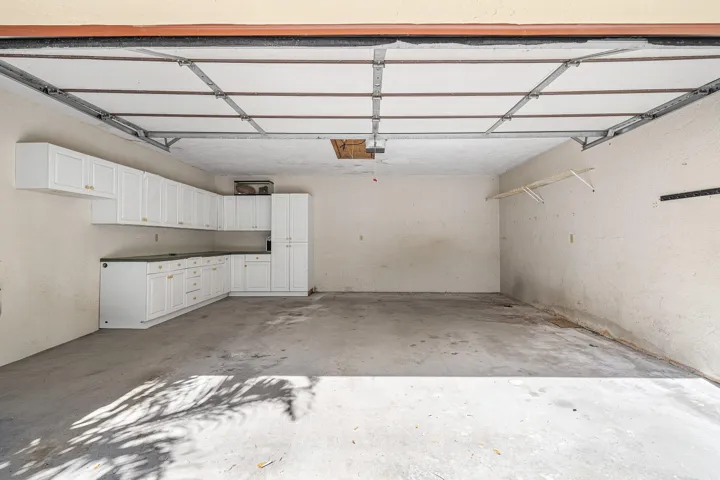 030-16VíaLago-BoyntonBeach-FL-33435-SMAL