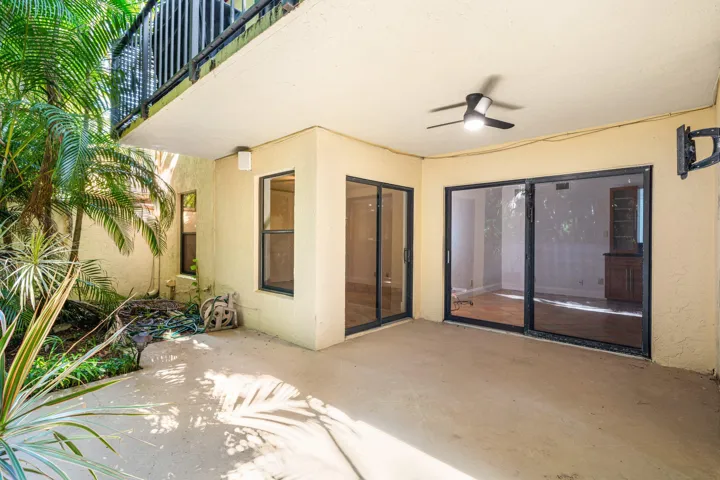 033-16VíaLago-BoyntonBeach-FL-33435-SMAL