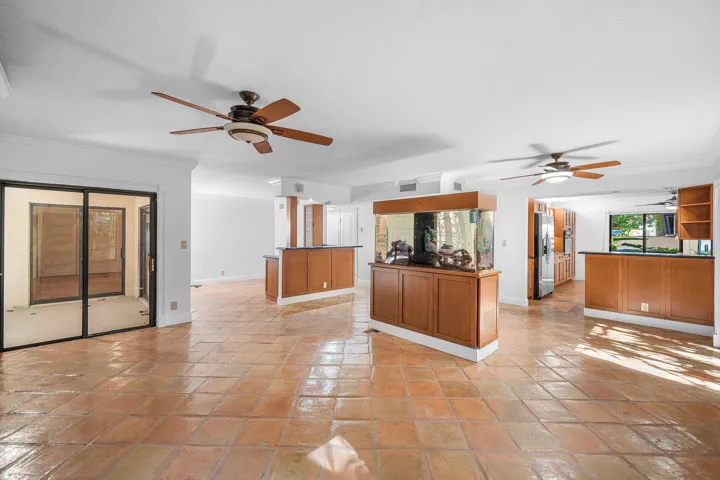 013-16VíaLago-BoyntonBeach-FL-33435-SMAL