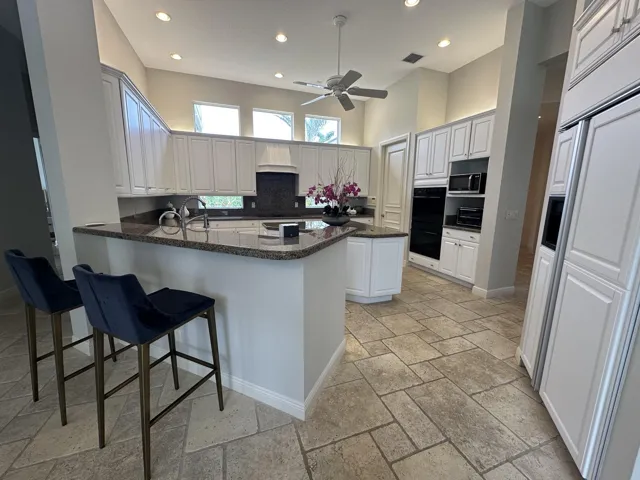 Kitchen with bar seating