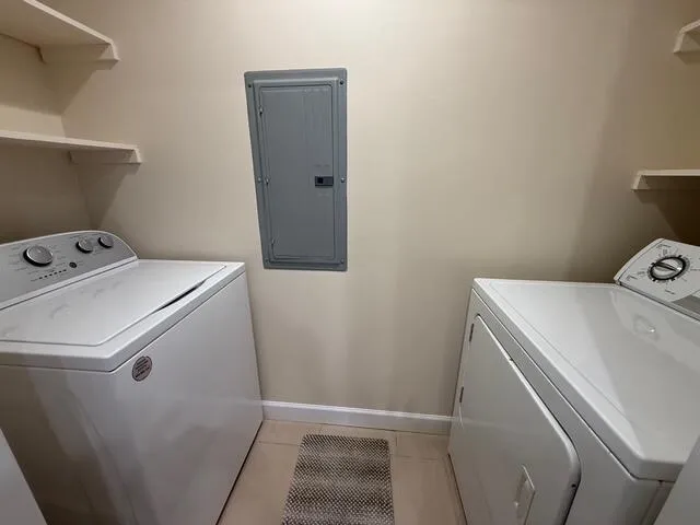 Laundry Room, brand new Washer