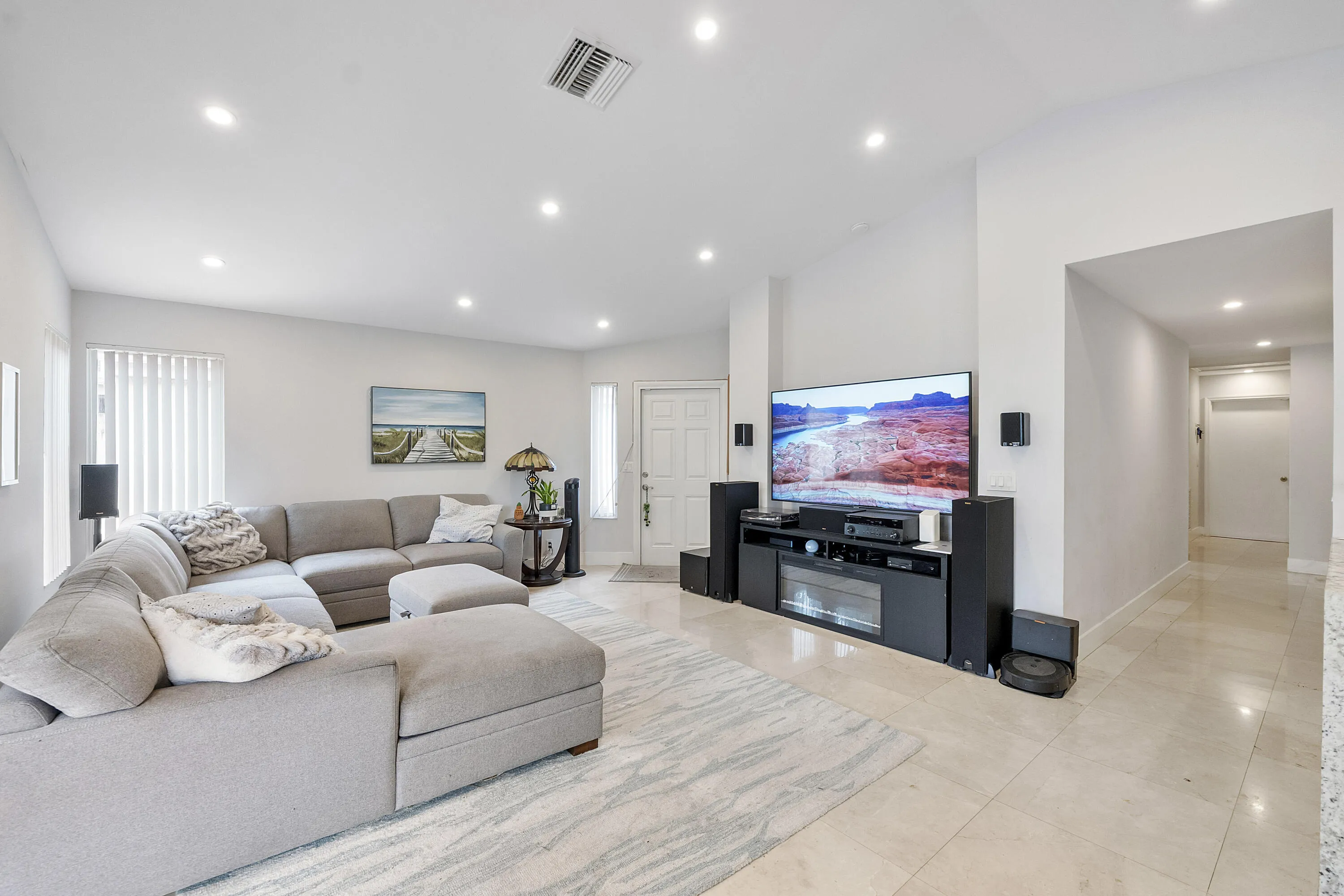 3441 Nw 20th St_028