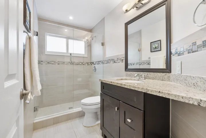 3441 Nw 20th St_038