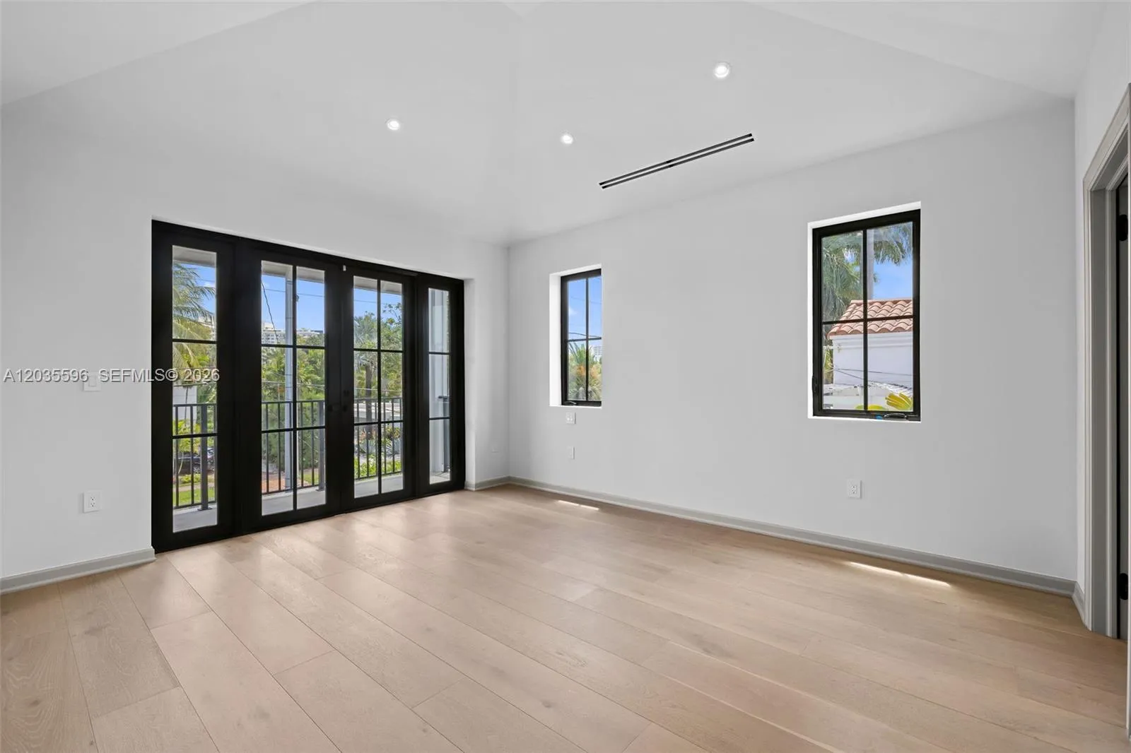 Property photo 73