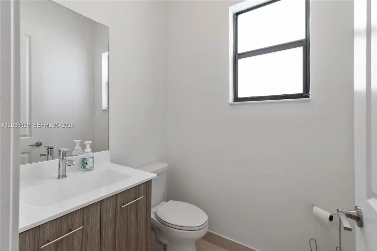 Property photo 141