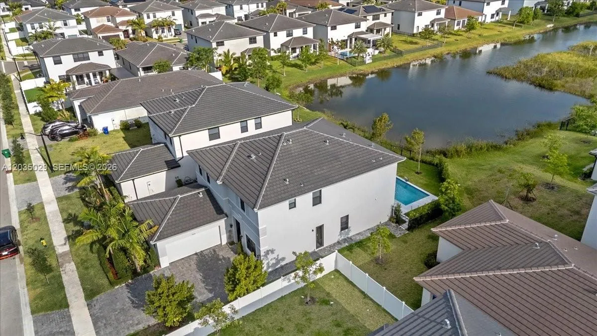 Property photo 110