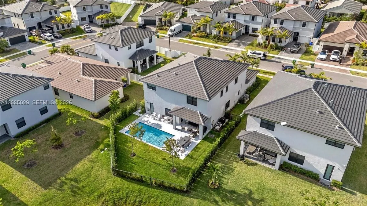 Property photo 113