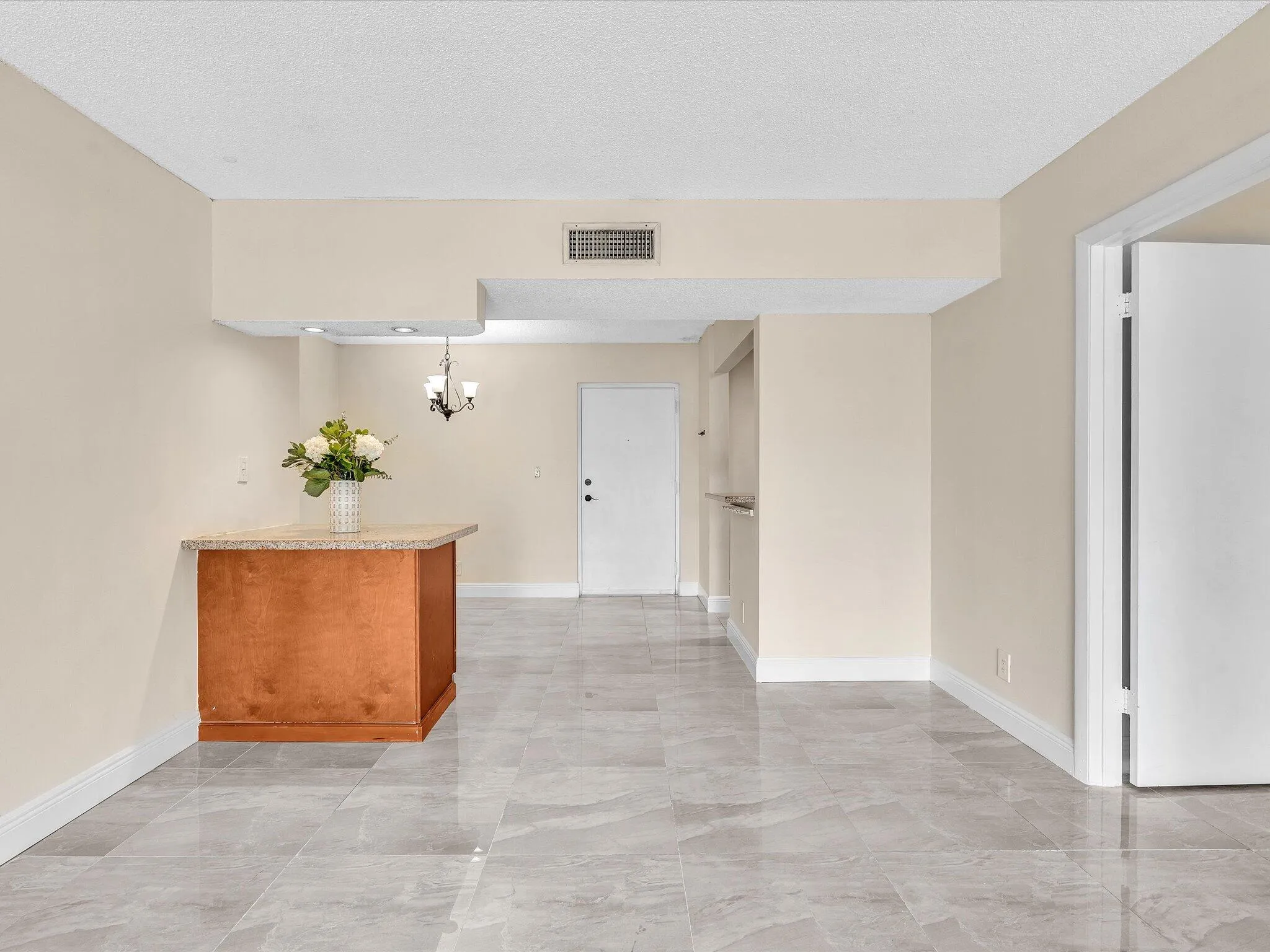 Split Floor Plan
