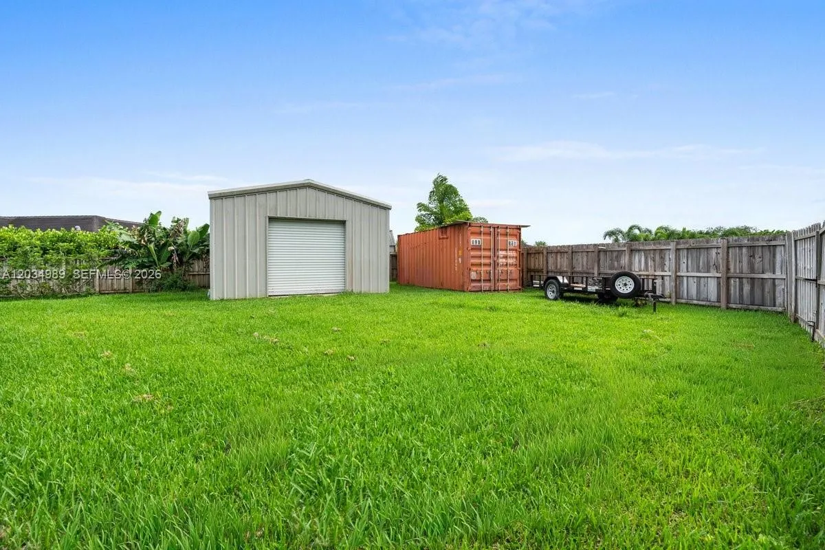 Property photo 25