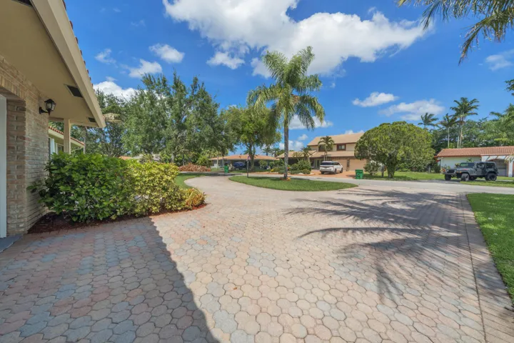 Circular Paver Driveway
