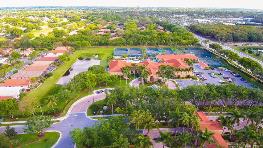 Aerial View of Clubhouse