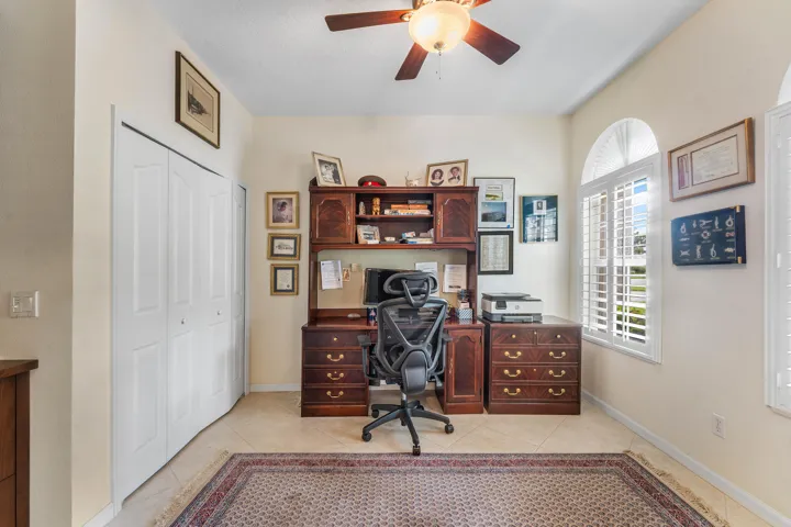 023-4717NorthwestWinterOakCourt-JensenBe