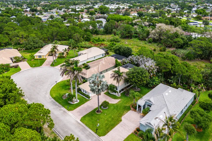 040-4717NorthwestWinterOakCourt-JensenBe