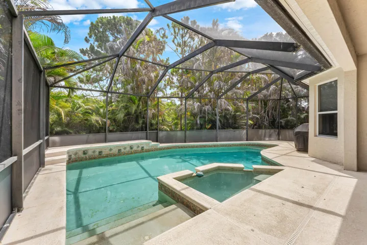 027-4717NorthwestWinterOakCourt-JensenBe