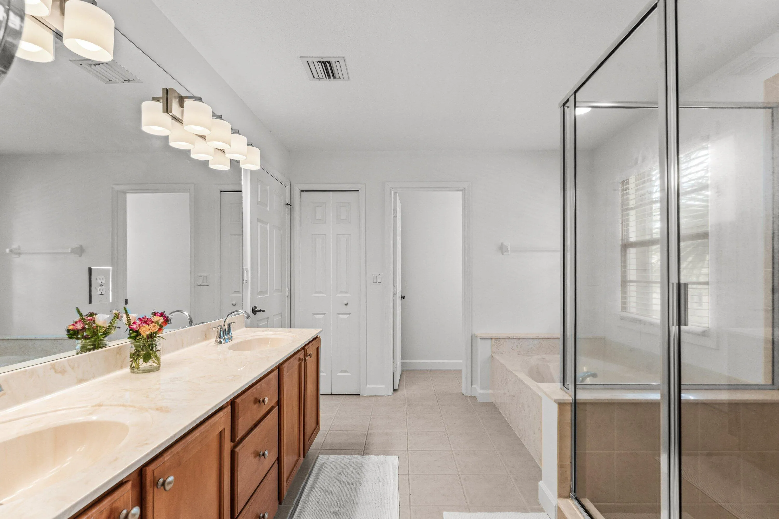 Primary En-Suite