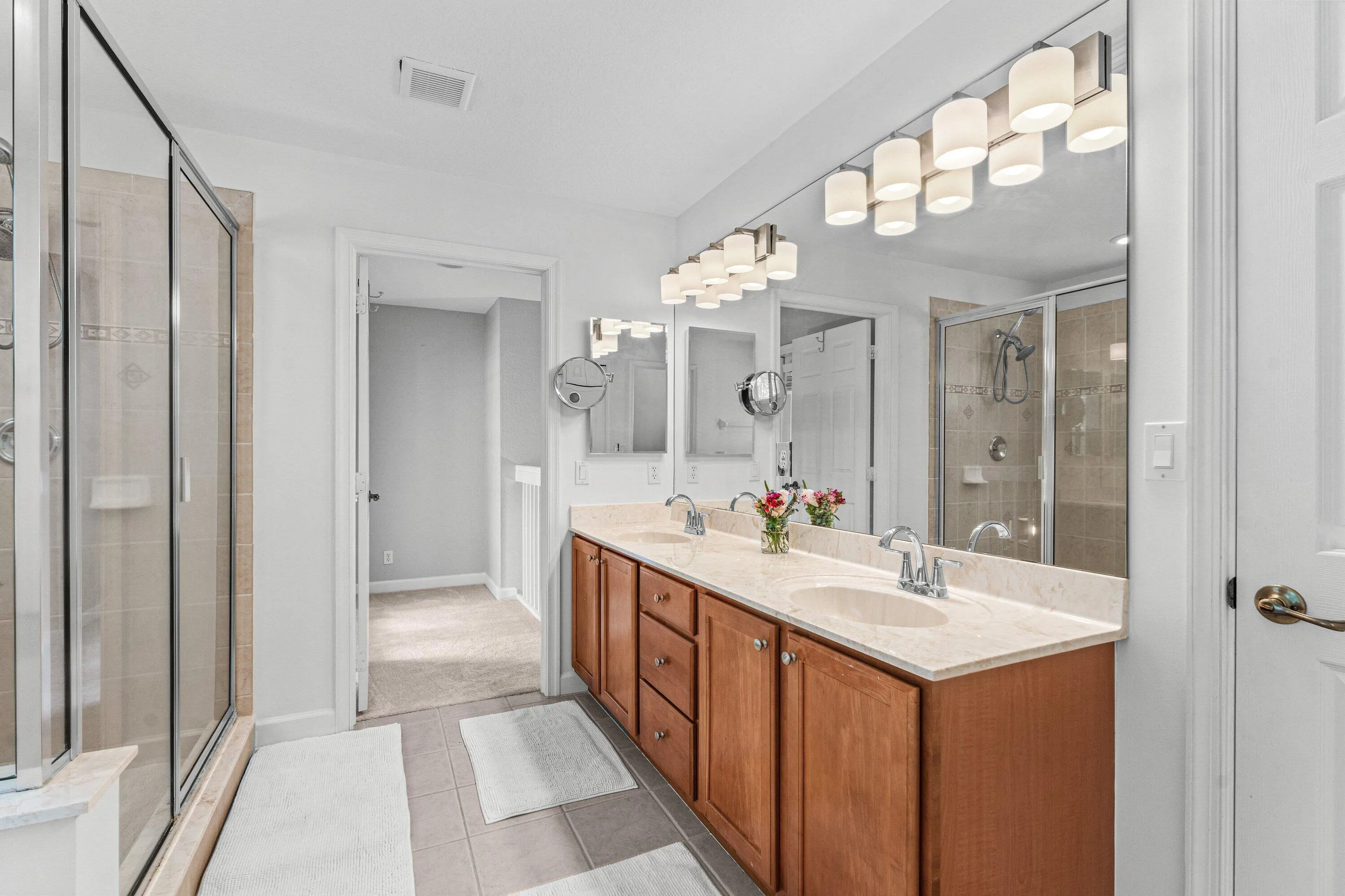 Primary En-Suite