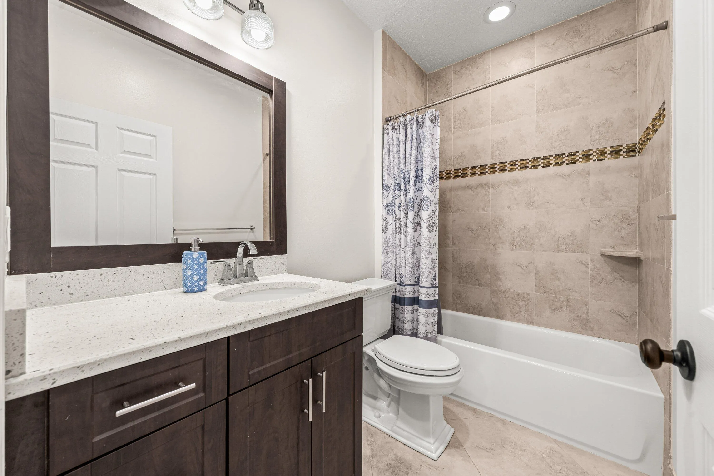 027-7048ViaLeonardo-LakeWorth-FL-33467-S