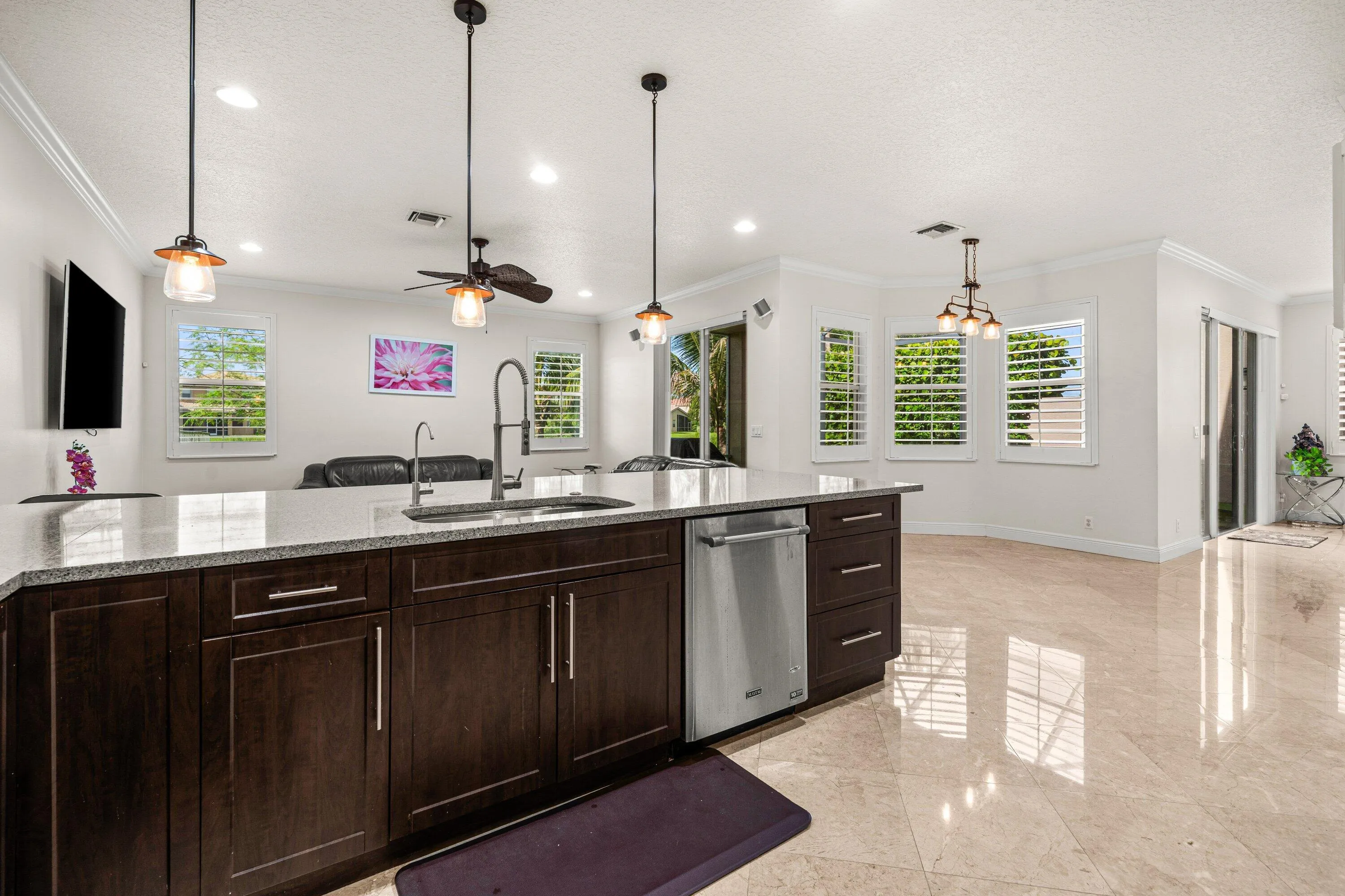 014-7048ViaLeonardo-LakeWorth-FL-33467-S