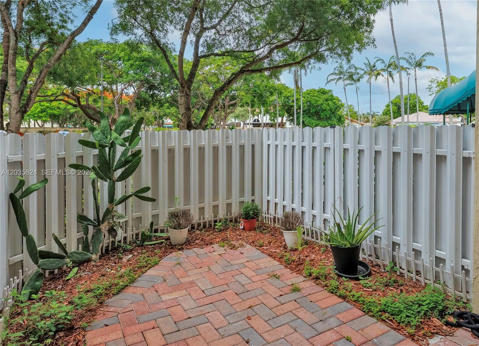Property photo 33