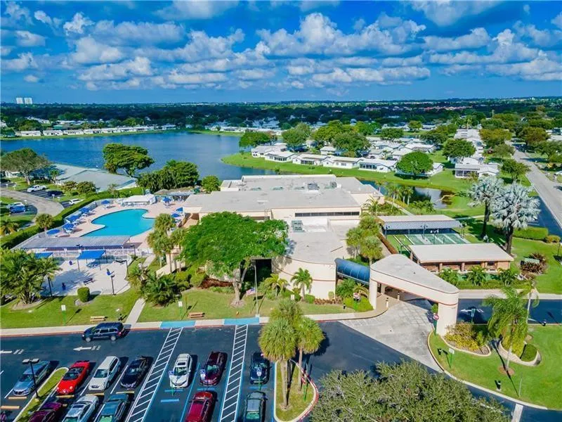 Tons of amenities are included in your HOA fees. Tennis, Billiards, Shuffleboard, Crafts and more!