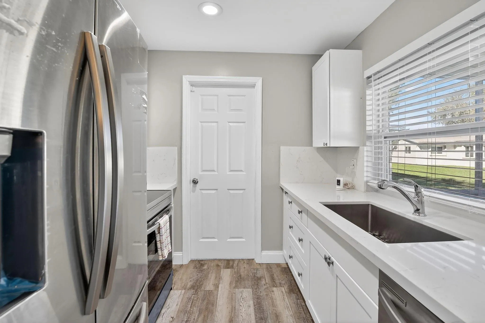 NEW Stainless Steel appliances and Cabinetry