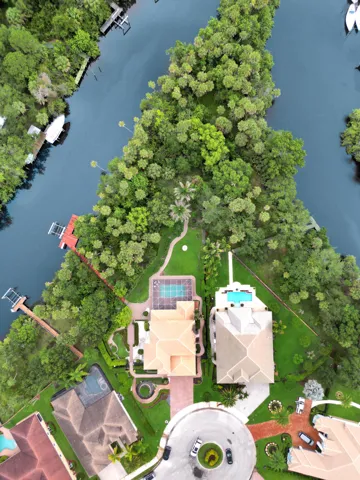 Overhead aerial