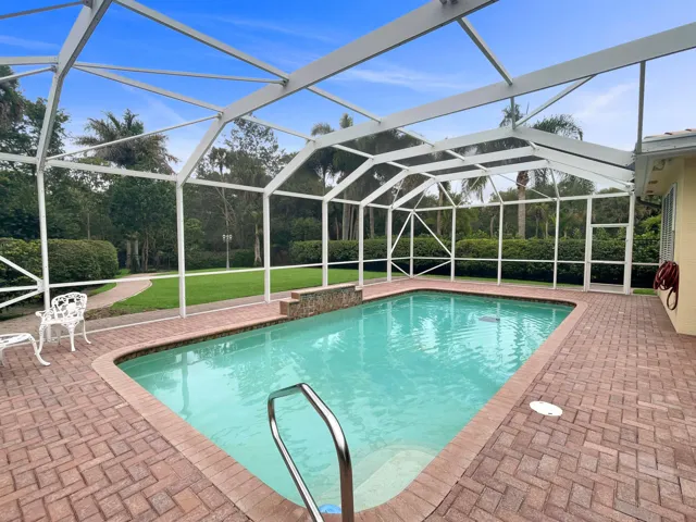 Pool_backyard