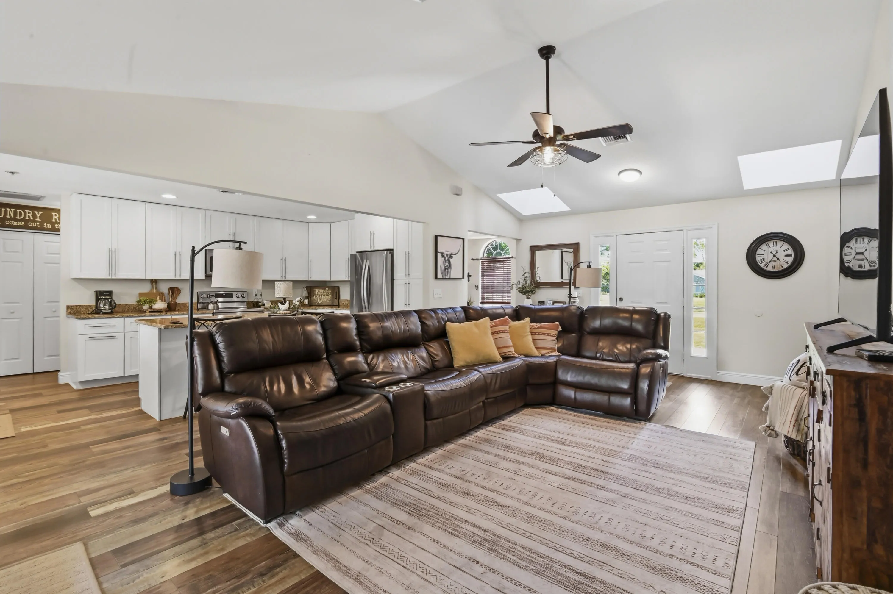 08 Living room 05