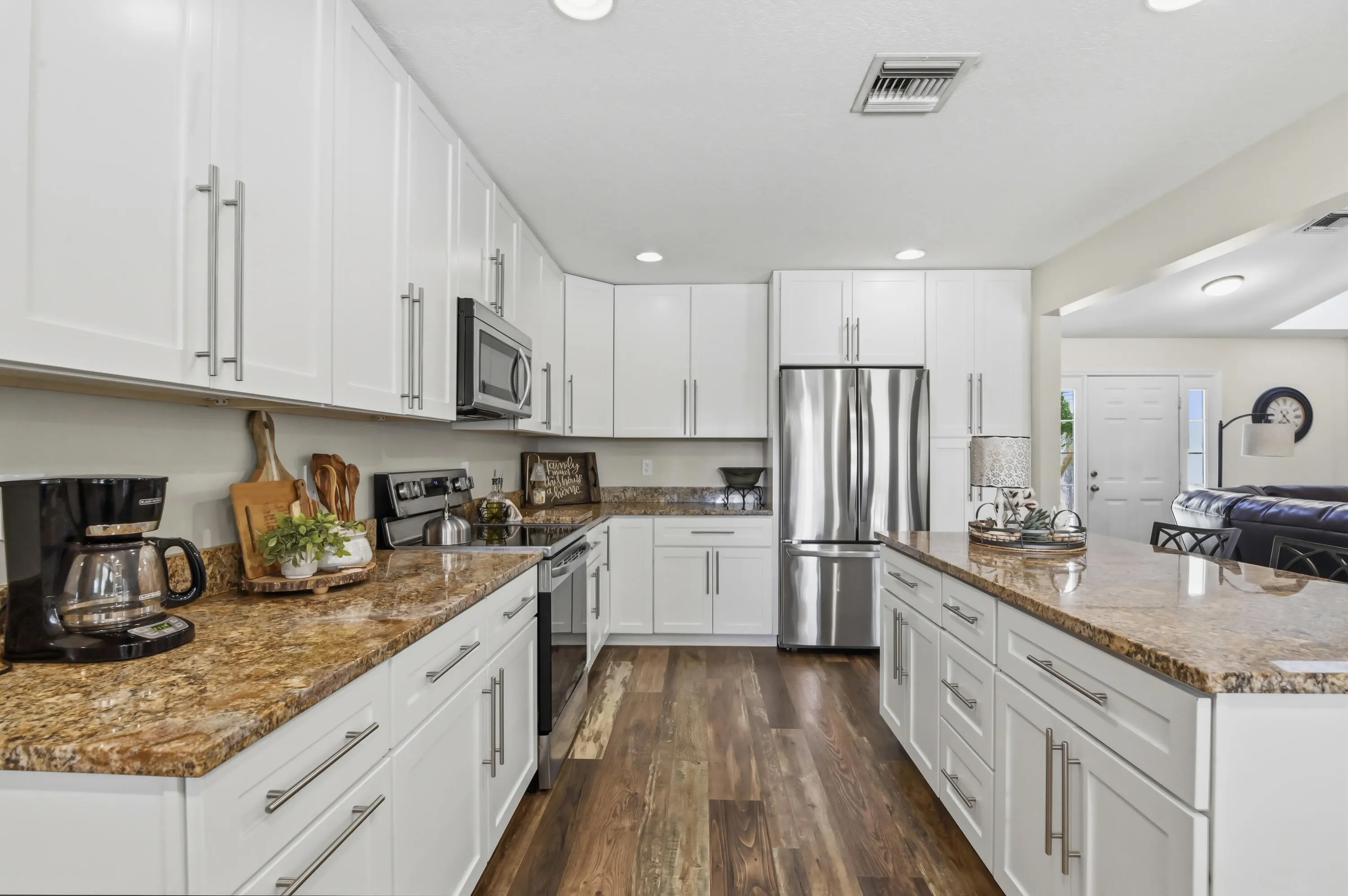 13 Kitchen 04