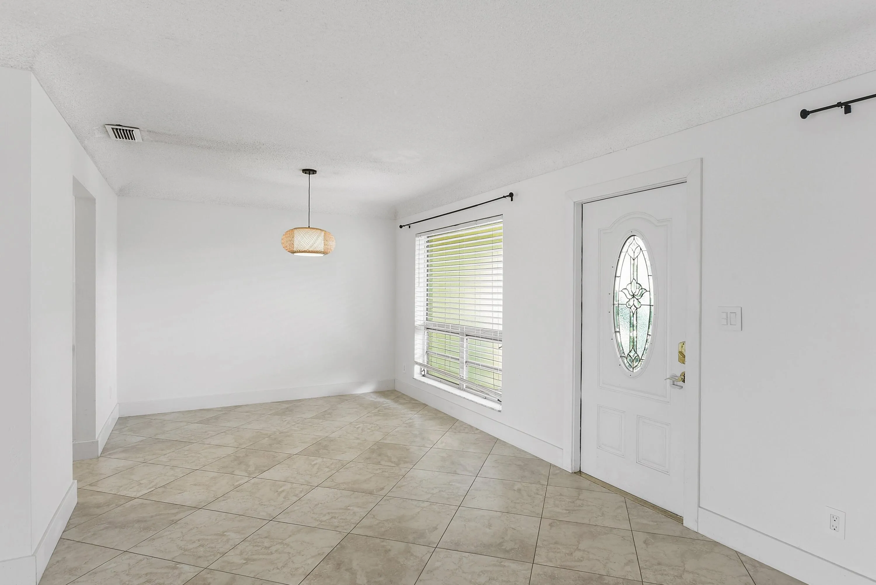 014-013-1460 NE 55th St Ryan-4200x2804