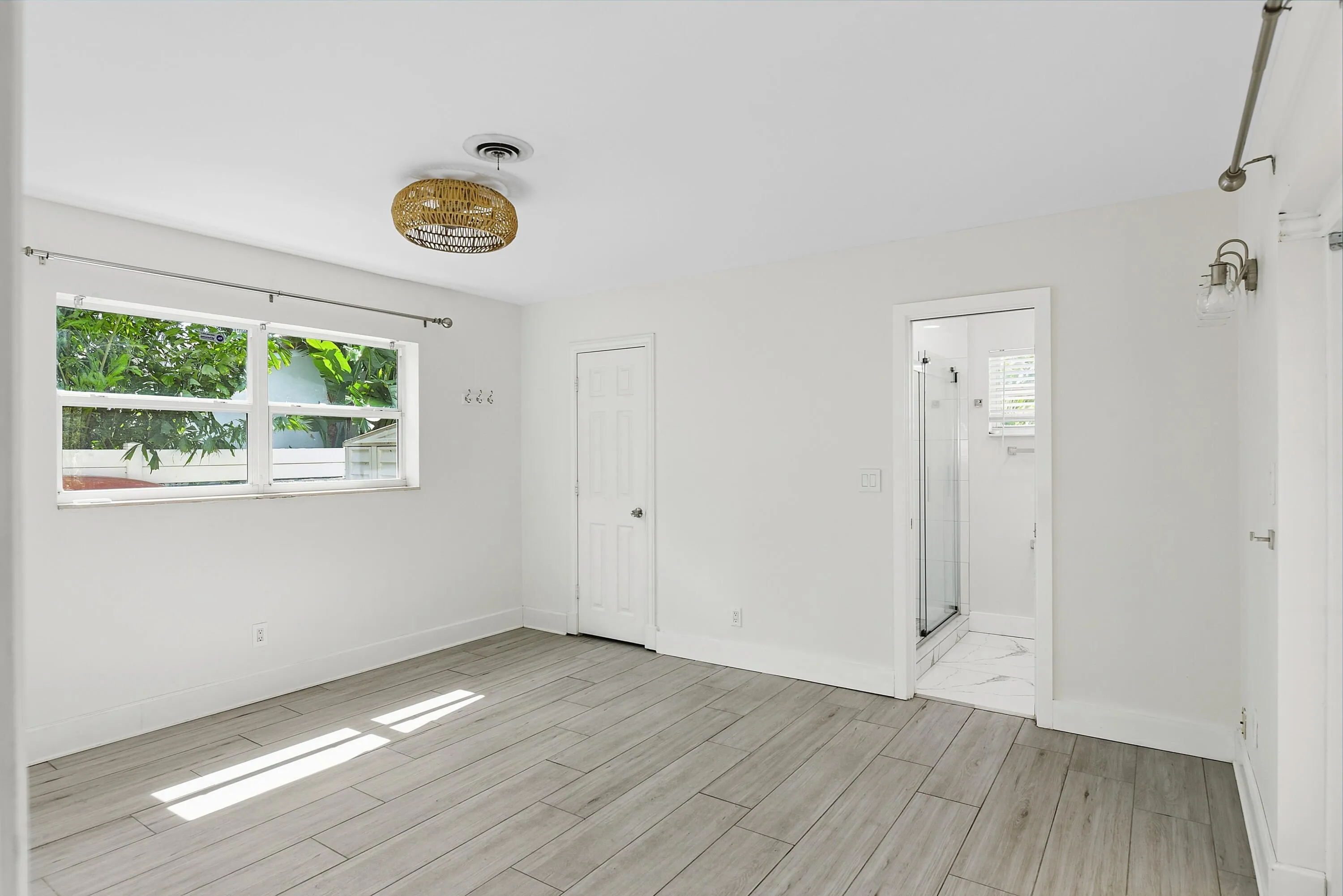 021-025-1460 NE 55th St Ryan-4200x2804