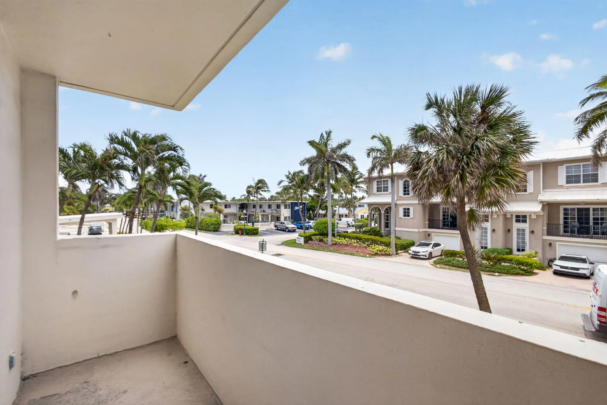 25-web-or-mls-5D1A6481