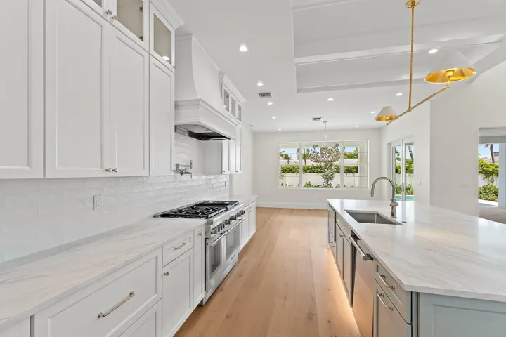 Kitchen 6
