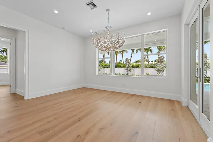 Dining Area 2
