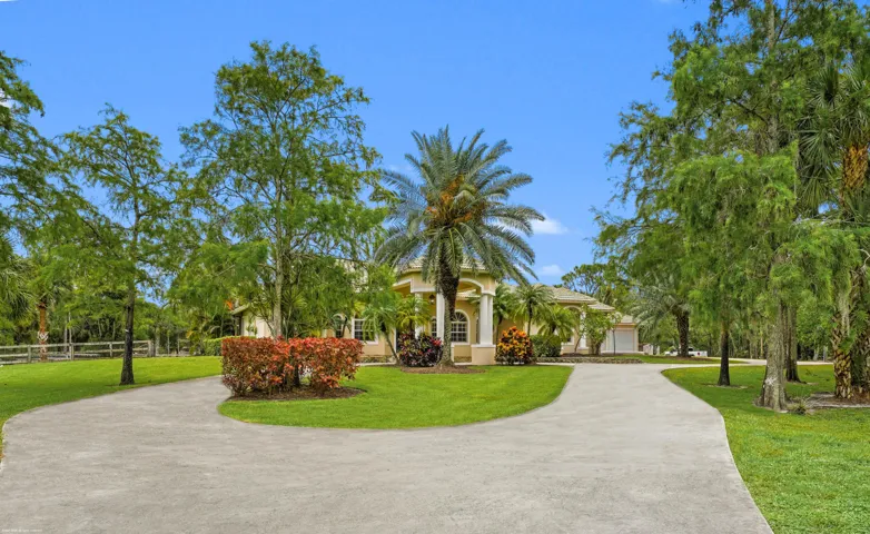 Circular drive at main house