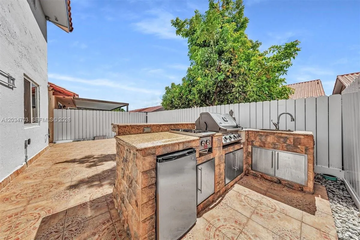 Property photo 44