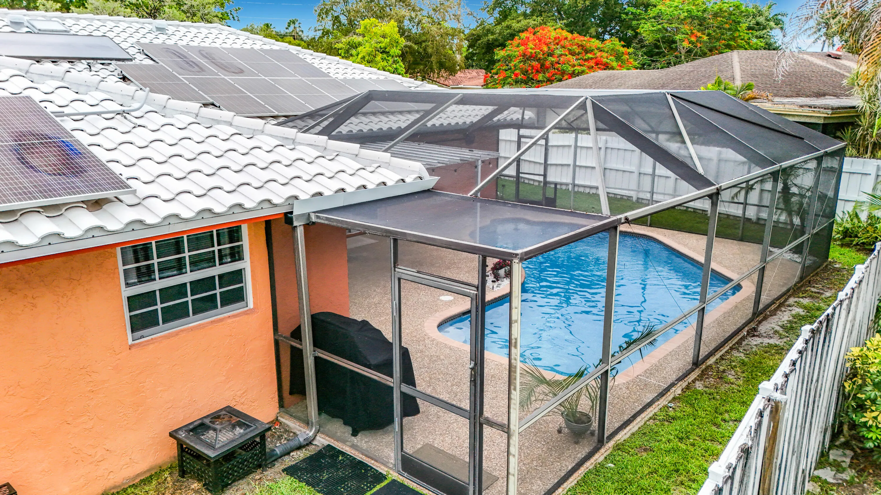 851 E Plantation Circle-10