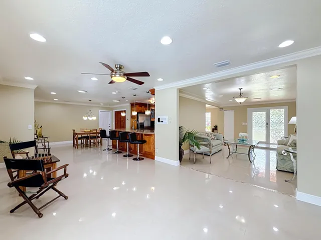 Family room to kitchen