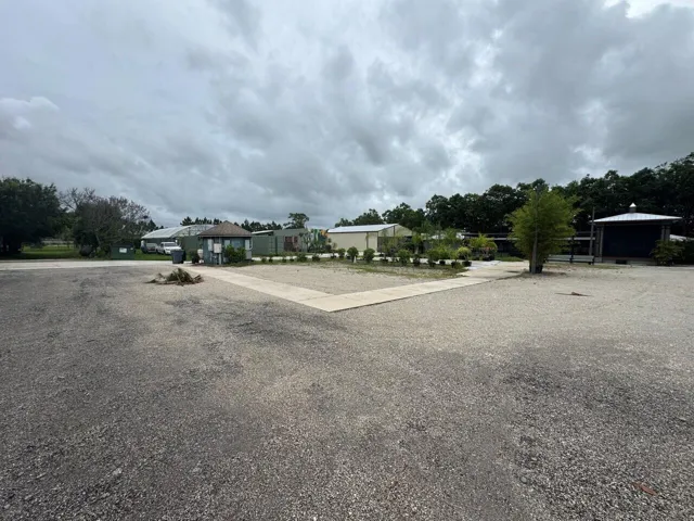 Outdoor area 4