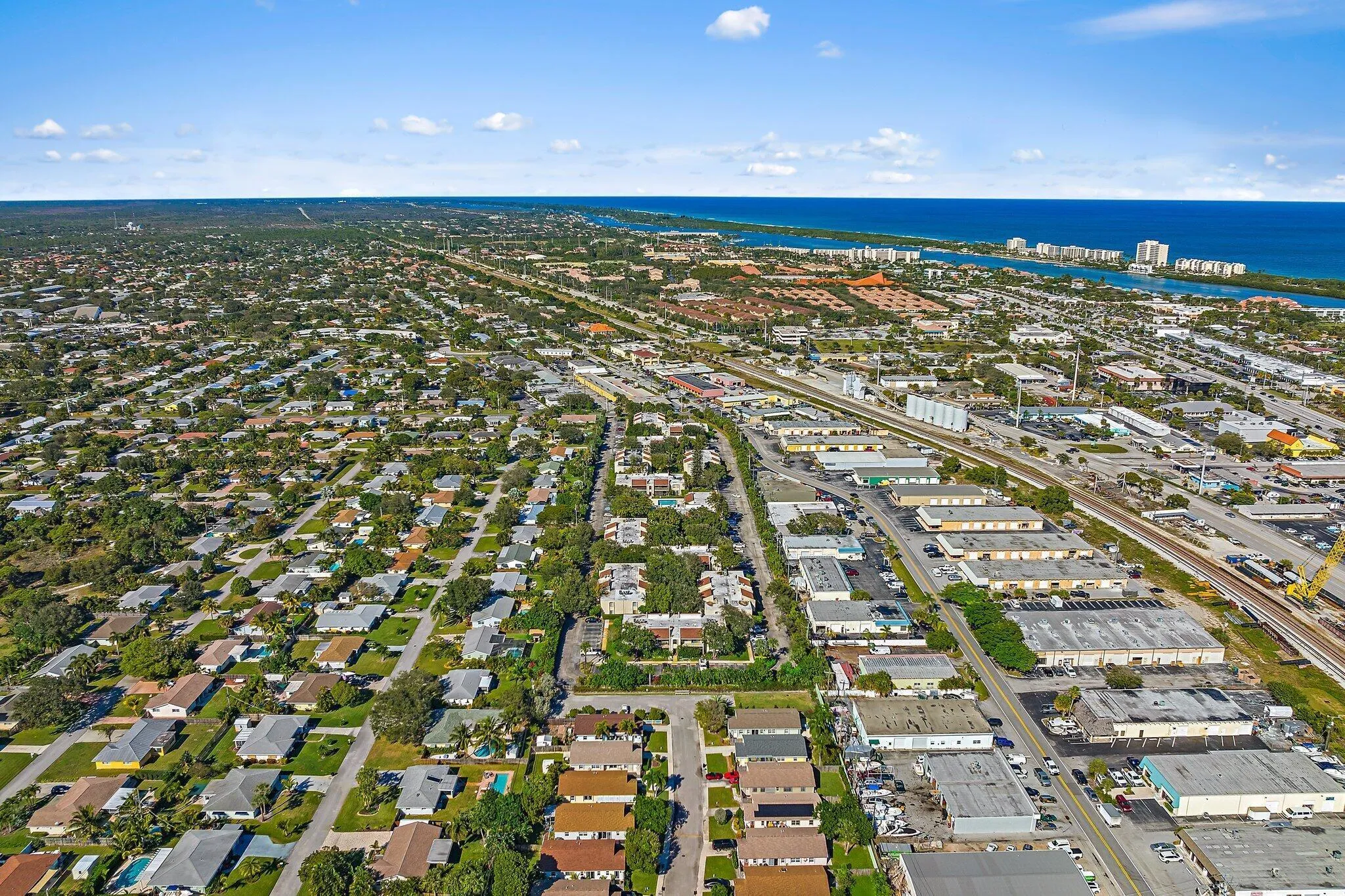 007-150PineviewRd-Tequesta-FL-SMALL