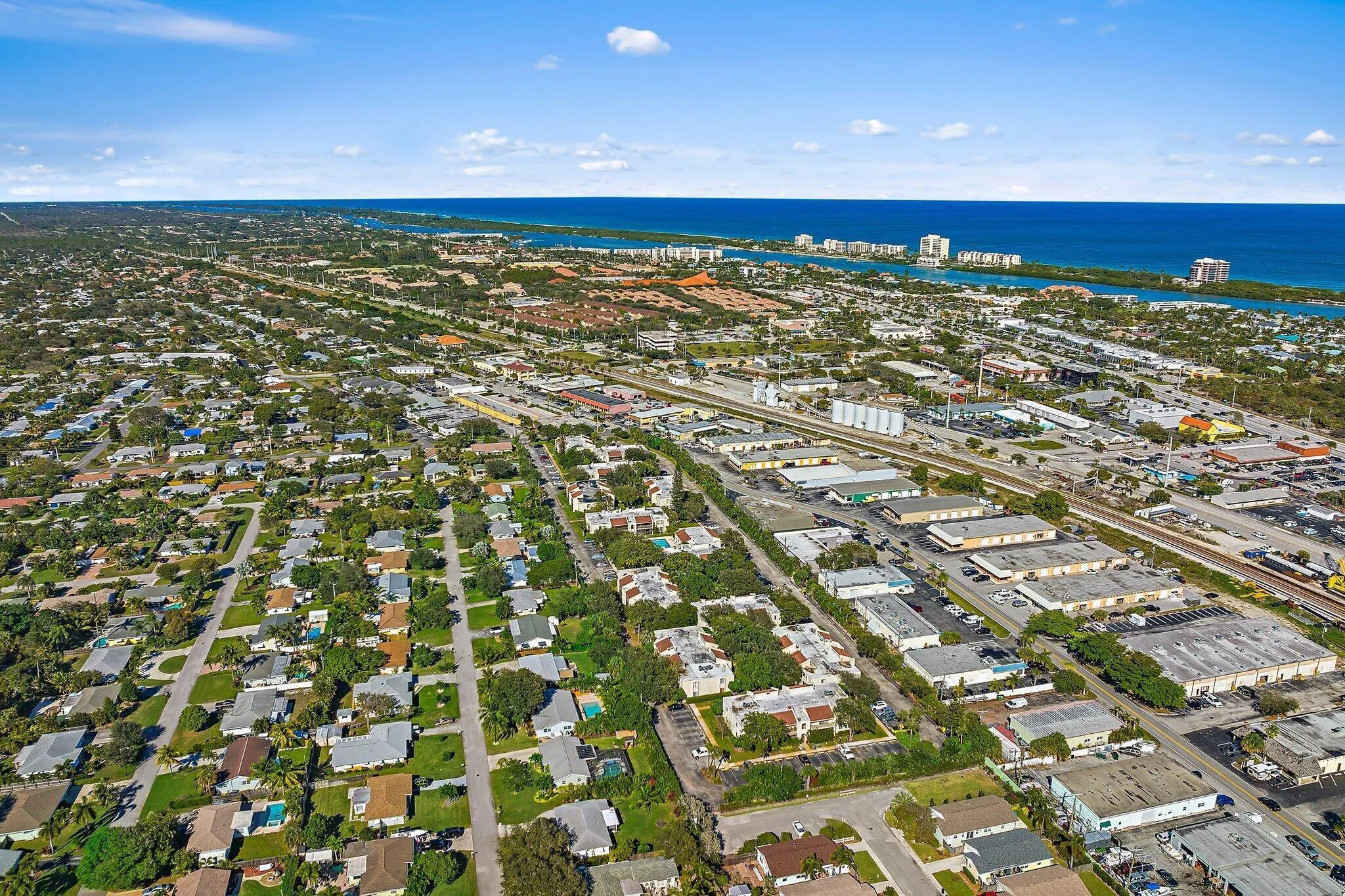 006-150PineviewRd-Tequesta-FL-SMALL