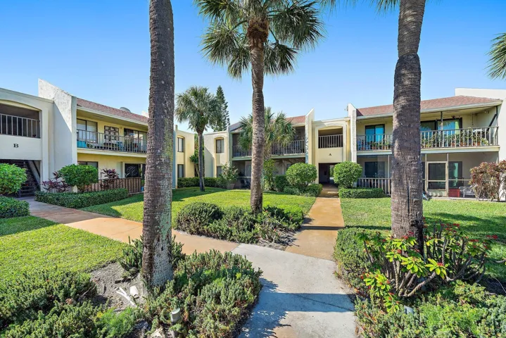 006-150PineviewRd-Tequesta-FL-SMALL
