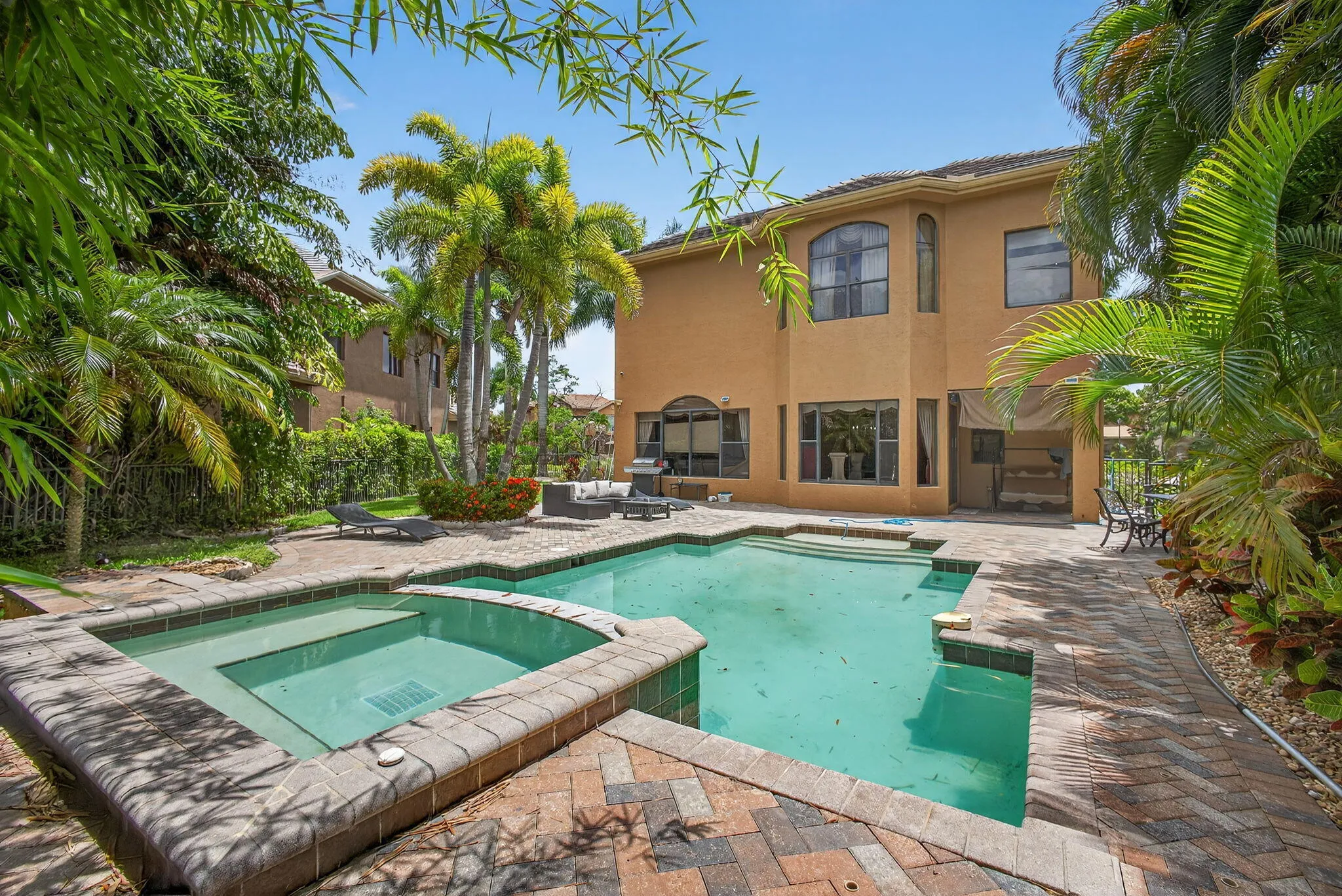 Wellington, FL House – Pool