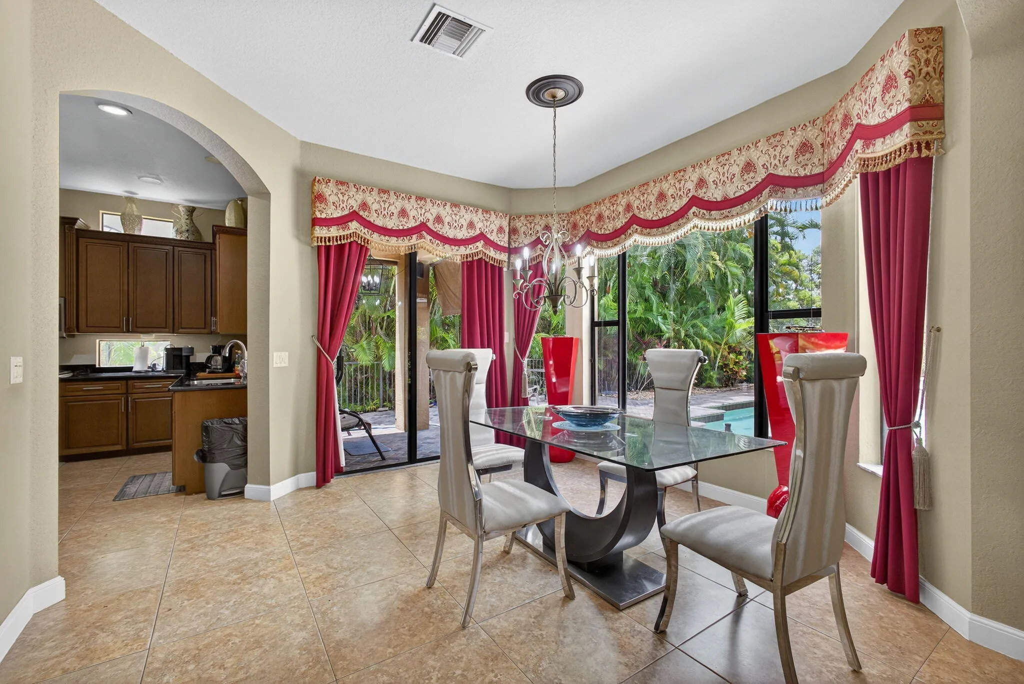 Wellington, FL House – Living Room